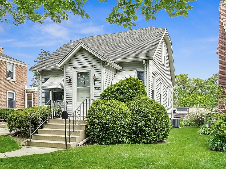 1st image of 2203 N 77th Ct