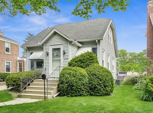 2203 N 77th Ct, Elmwood Park, IL 60707