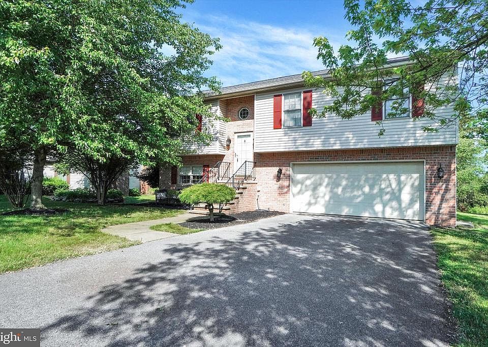 1st image of 2661 Wyngate Rd