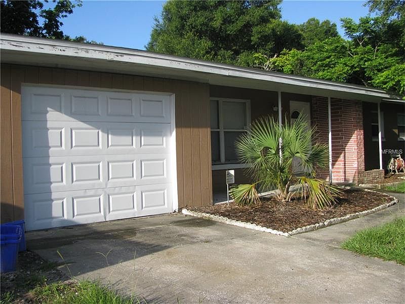 1st image of 813 E Airport Blvd