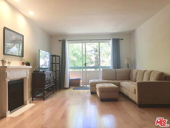 3rd image of 11225 Peach Grove St Unit 107
