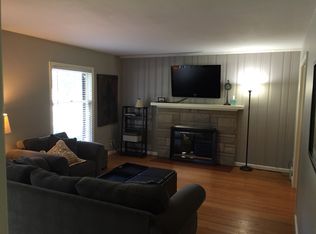 7008 Bedford Ln, Graymoor Devondale, KY 40222