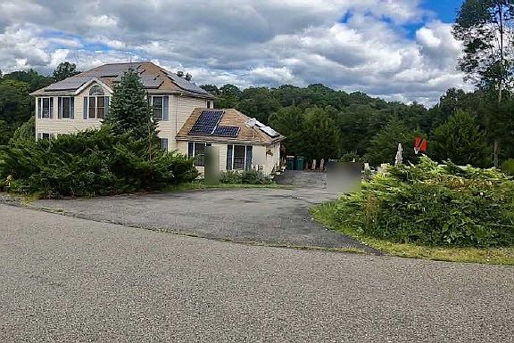 2nd image of 91 Northpark Dr E