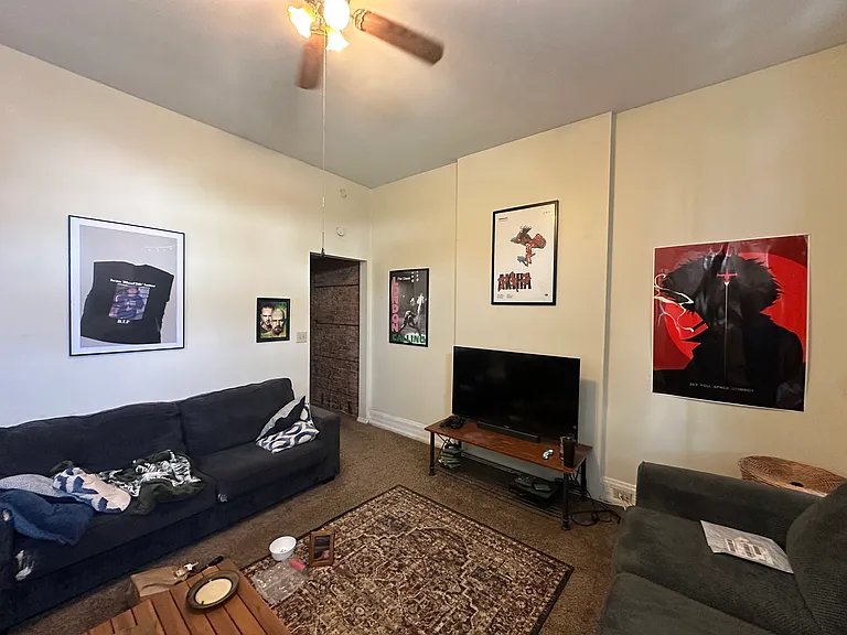 319 Hilton Pl #1 — Photo 3