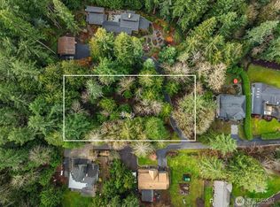 9351 Moss Lane NE, Bainbridge Island, WA