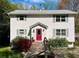 15 Old County Rd, Holland, MA 01521
