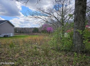 Sparta Dr, Crossville, TN 38555