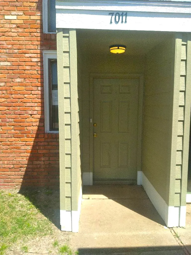 3 bed, 2.5 bath, 1538 sqft, $995 — Photo 1