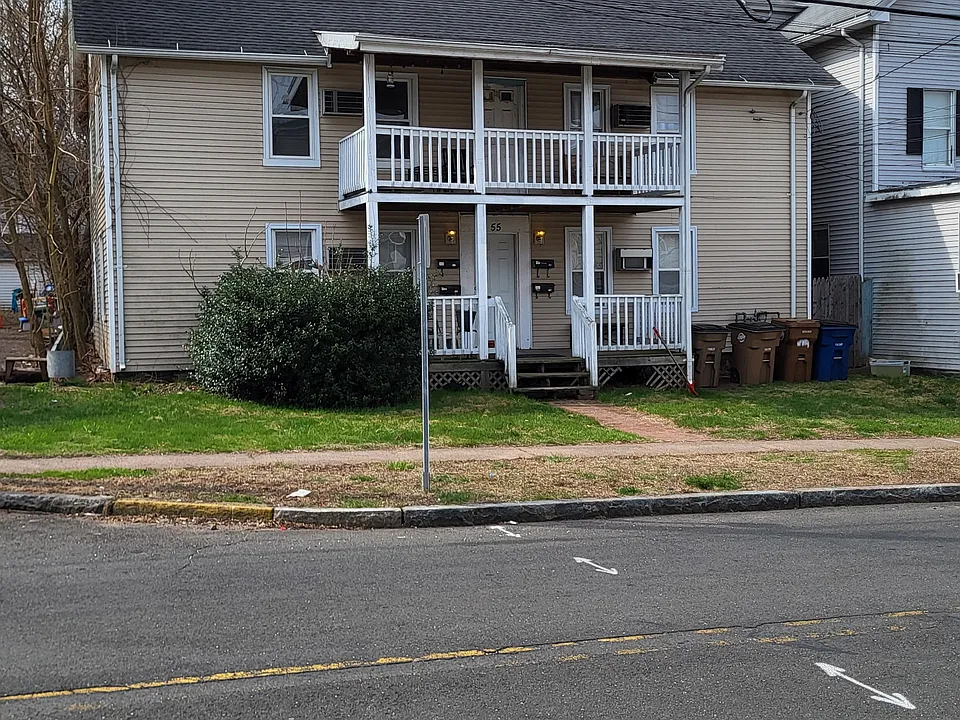 55 Village St #2