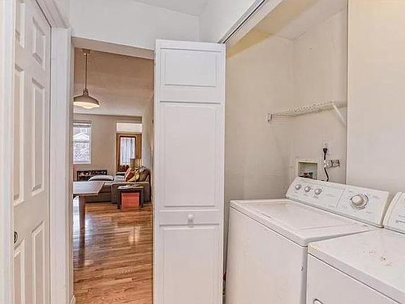 5th image of 3867 Wyoming St