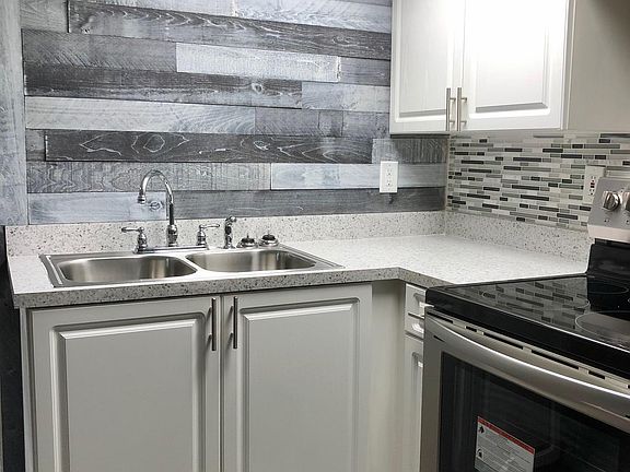 3rd image of 907 E Patterson St #B