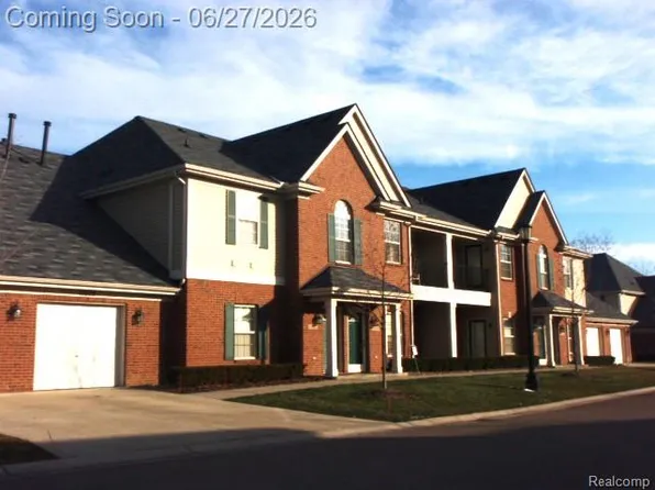 11840 Farmington Rd #59, Livonia, MI 48150