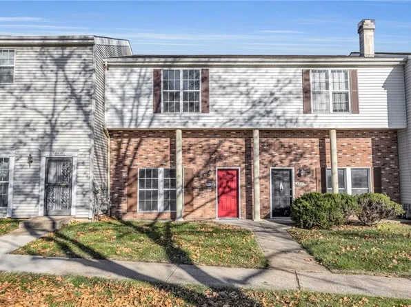 6619 E 128th St, Grandview, MO 64030