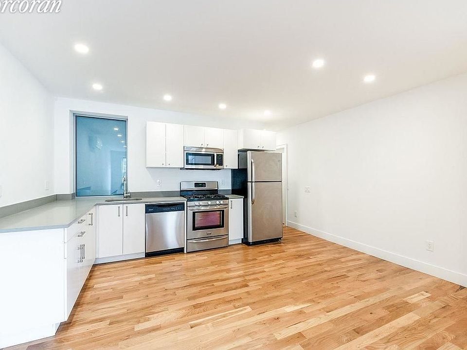 1st image of 1515 11th Ave #2