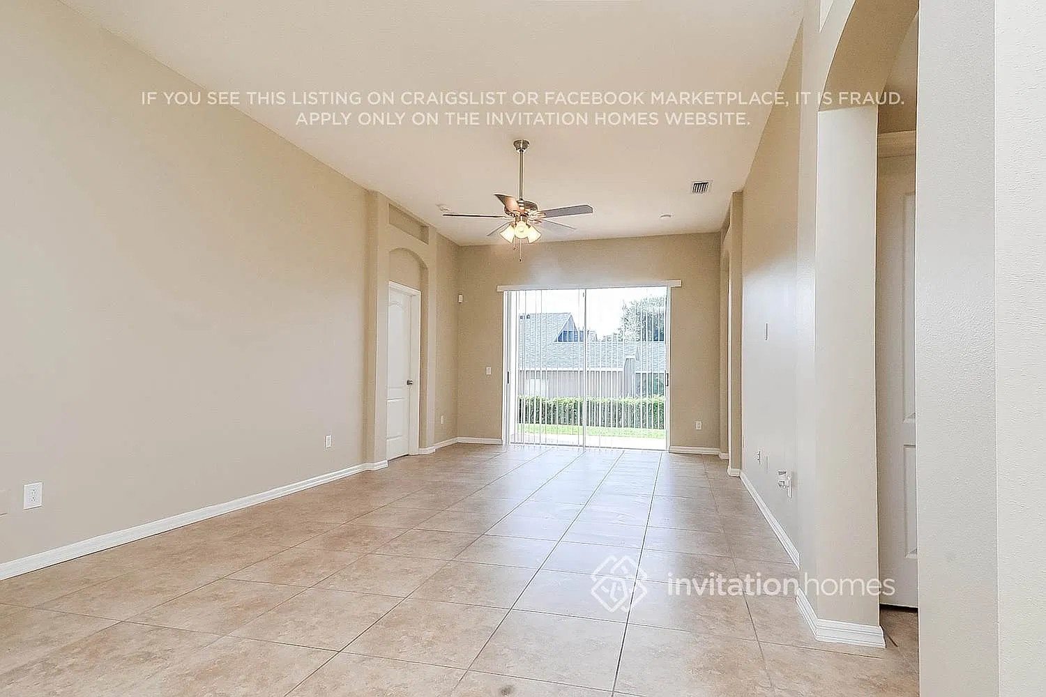 1427 Saddle Gold Ct Brandon, FL 33511 — Photo 4