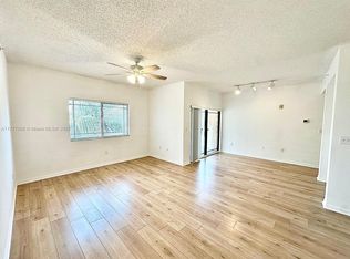 2807 Veronia Dr APT 301, Palm Beach Gardens, FL 33410