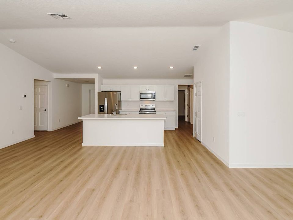 1st image of 26 Palermo Ln