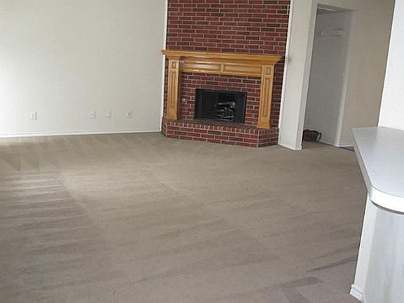 5th image of 3800 Gardenia Ln
