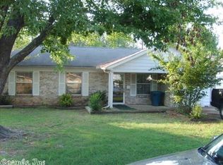 306 Dryad Ln, Little Rock, AR 72205
