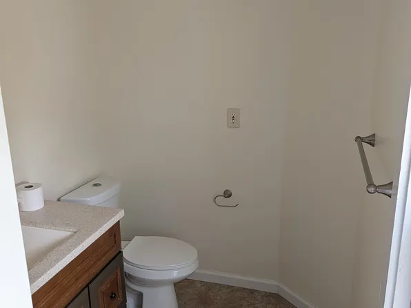 80 S Charlotte St #1, Pottstown, PA 19464