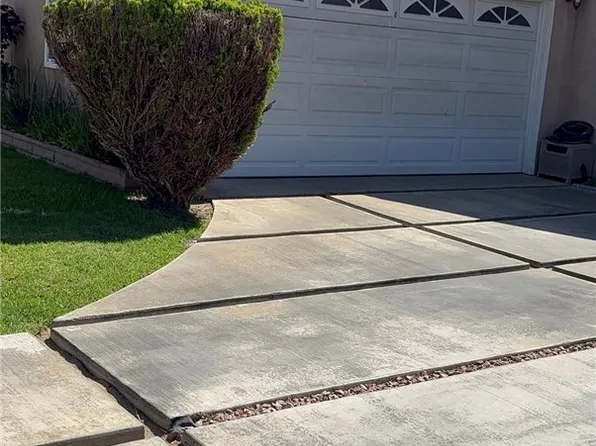11703 Wilkie Ave, Hawthorne, CA 90250