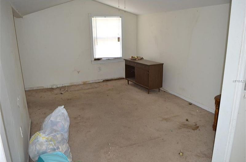 2nd image of 2770 Grove Park Ave N