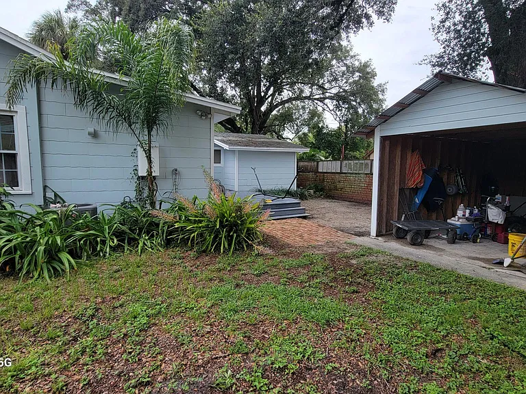 204 E Ford St — Photo 8