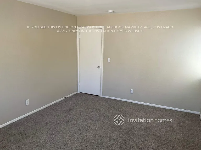 1629 Palmae Way — Photo 7