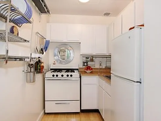 Sold by Corcoran | media 12