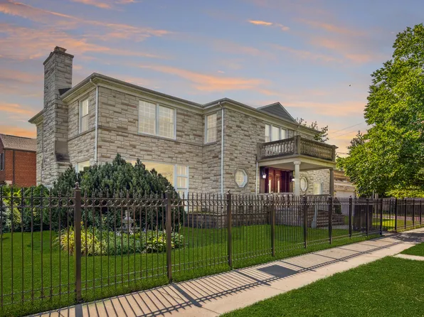 5515 N Francisco Ave, Chicago, IL 60625