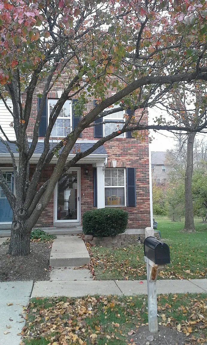 16561 Carriage View Ct photo 1