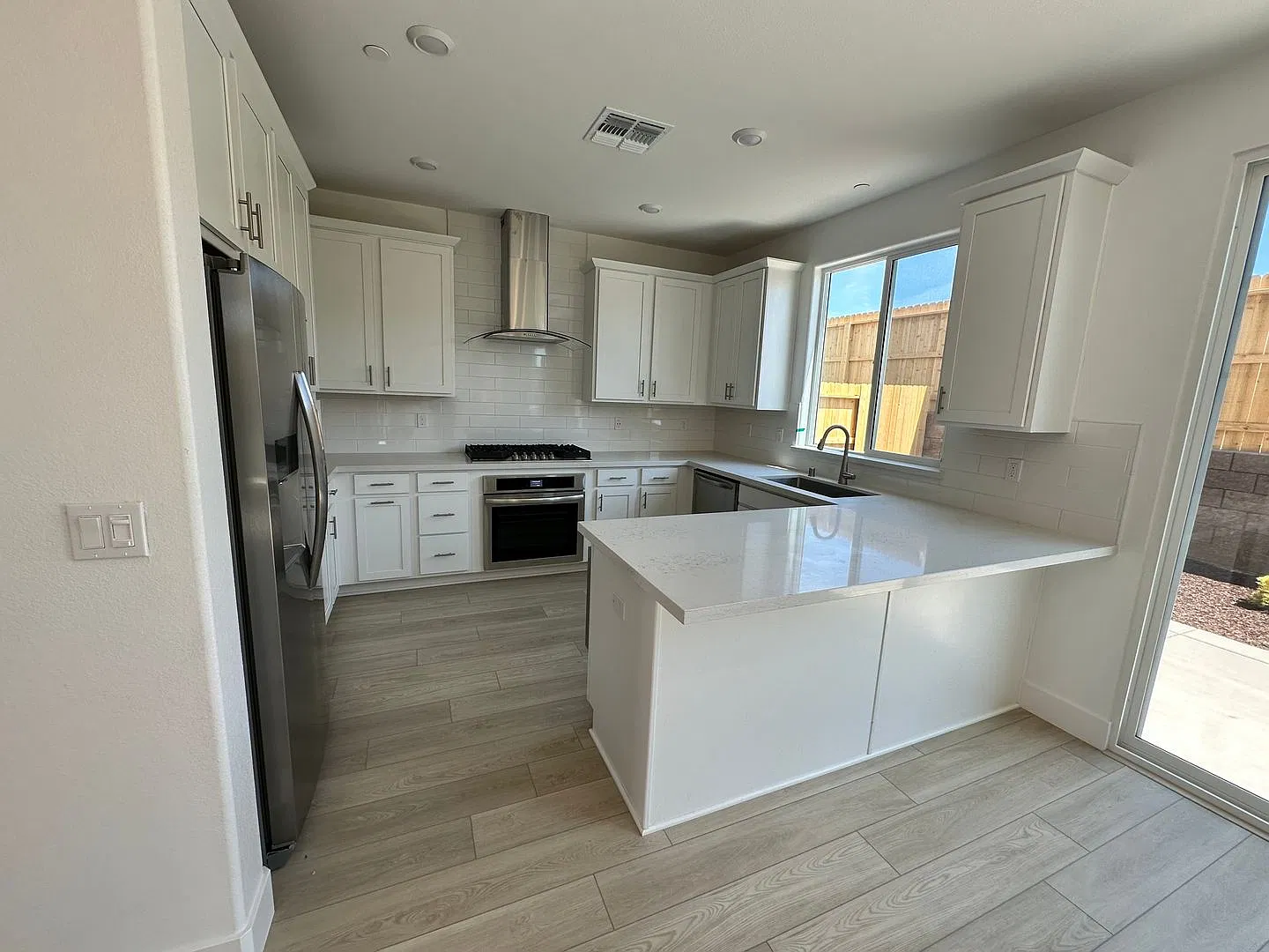 Beautifully maintained 4-bedroom, 3-bath, 2,024 sq ft in Folsom — Photo 4