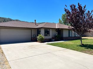 29512 Ryder Cup Ln, Tehachapi, CA 93561