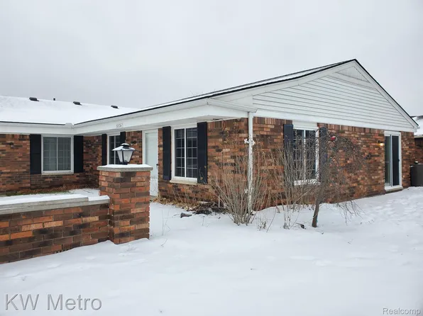 32724 Valley Dr, Warren, MI 48093