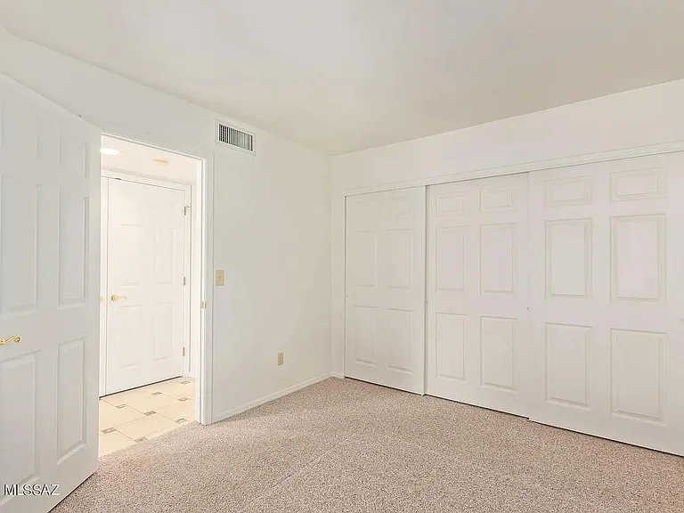 237 N Ashbury Ln — Photo 15