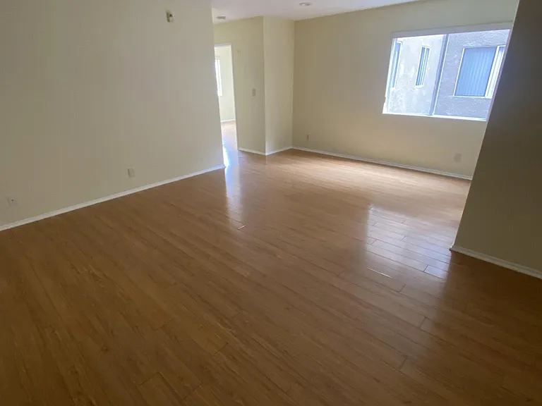 1396 Redondo Ave #106 — Photo 11