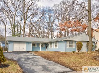 24 Norwood Ln, Willingboro, NJ