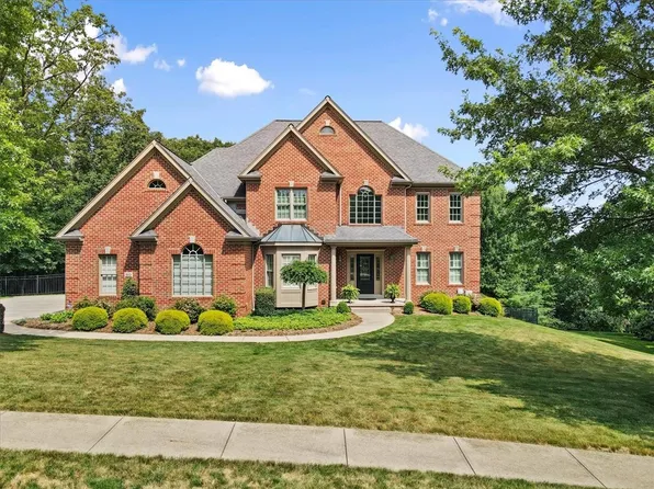 512 Palmate Dr, Cranberry Township, PA 16066