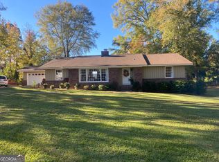 167 Lakeshore Cir NE, Milledgeville, GA
