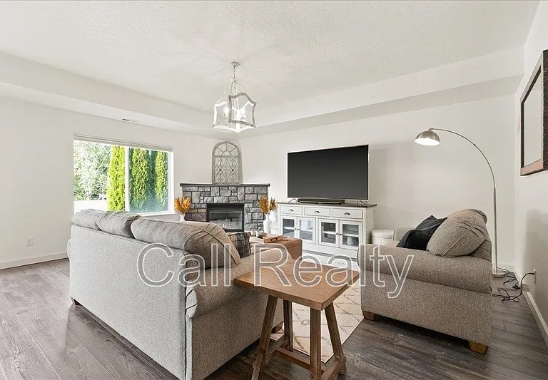 2522 W Juliann Ct — Photo 11