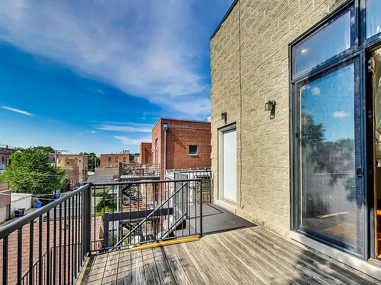 1022 N Wood St #3 — Photo 18