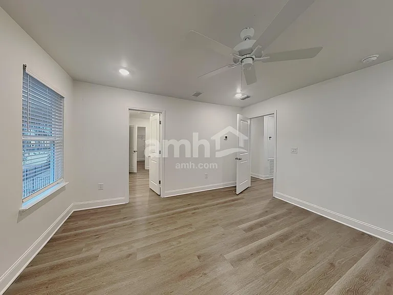 1488 Aquamarine Dr — Photo 8