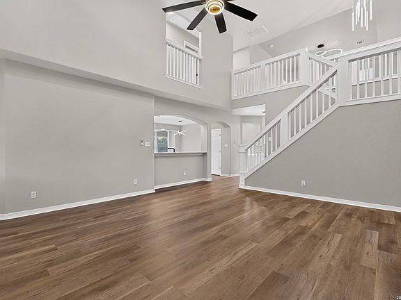 4th image of 615 Colosseo Way