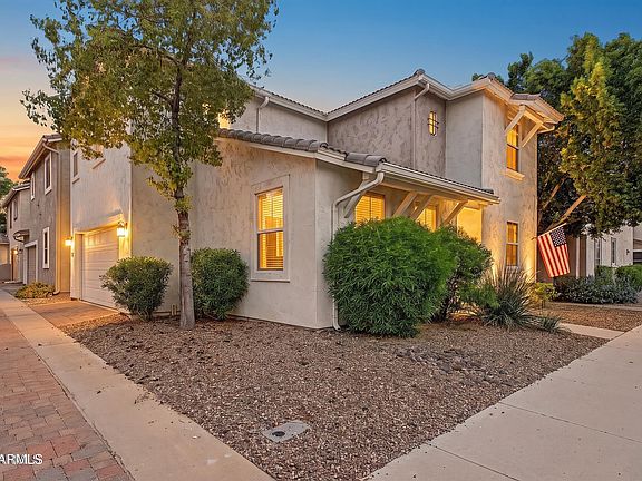 3rd image of 10160 E ISLETA Avenue