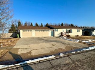 1300 34th St SW, Watertown, SD 57201