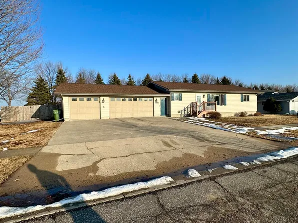 1300 34th St SW, Watertown, SD 57201