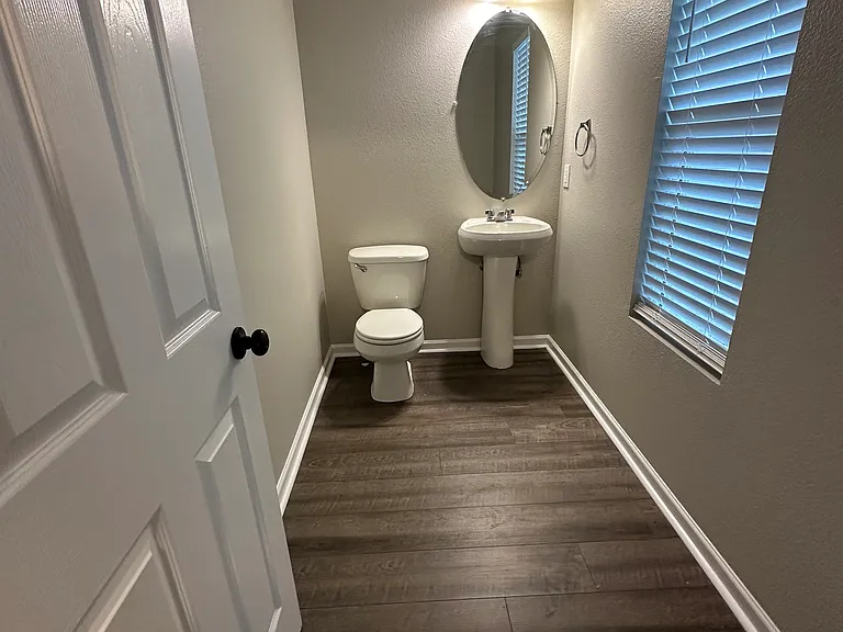 106 Cloverbrook Dr — Photo 24