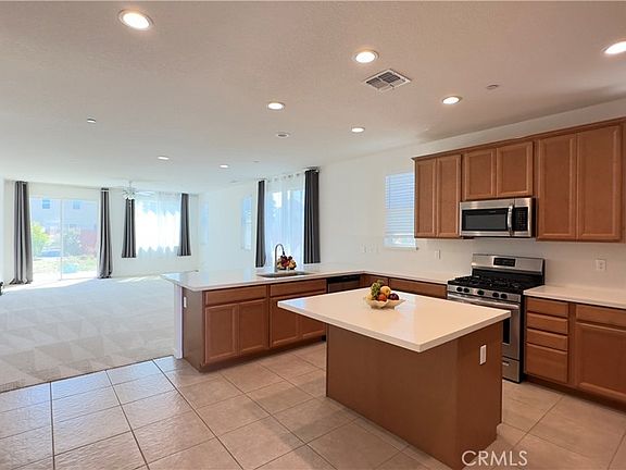 4th image of 2428 Freestone Dr