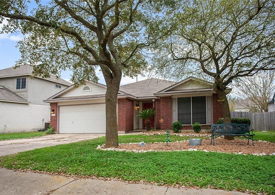 1st image of 1607 Lobo Mountain Ln