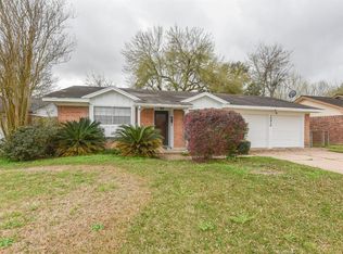 10010 Old Orchard Rd, La Porte, TX 77571